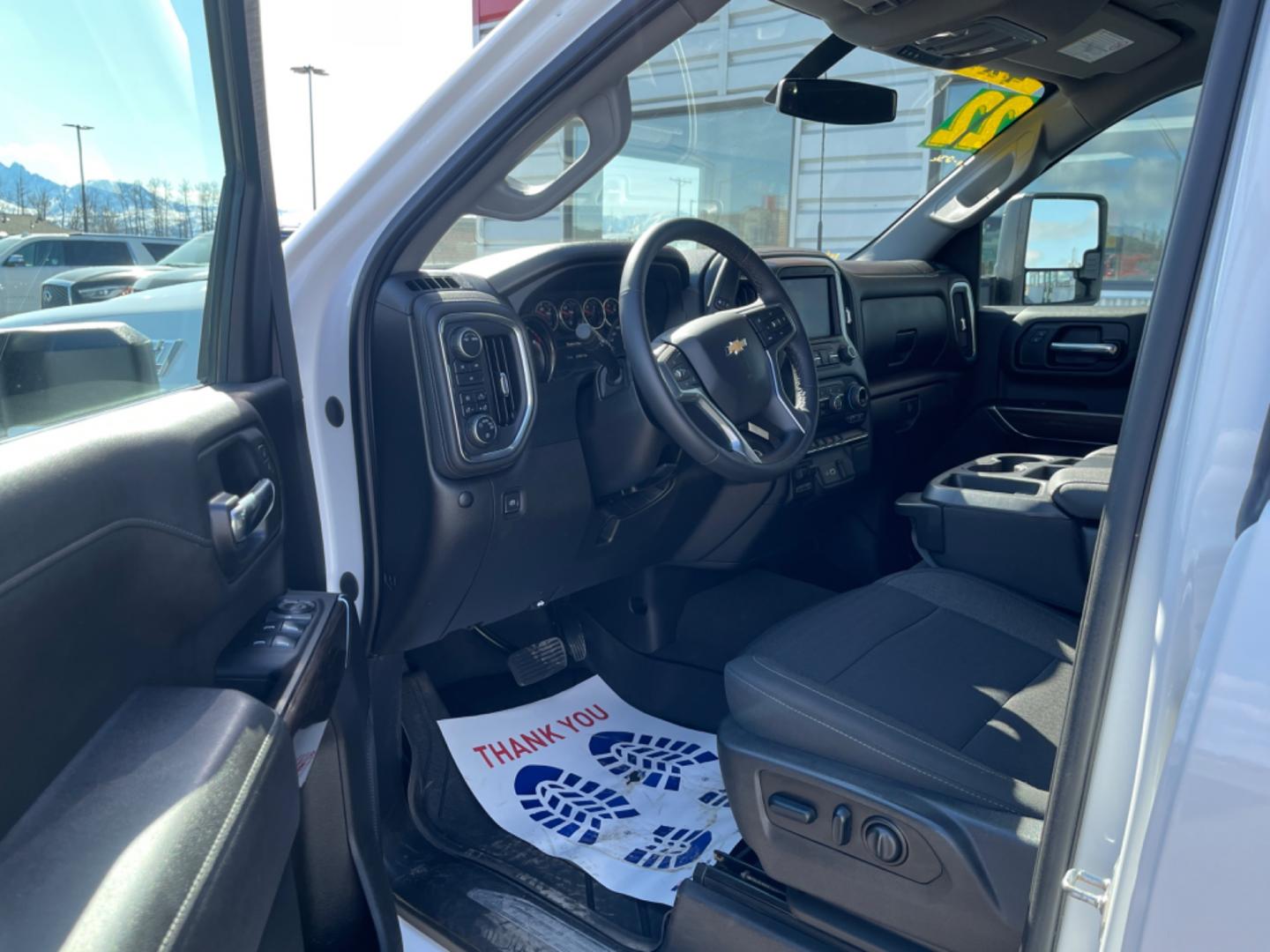 2022 WHITE CHEVROLET SILVERADO 2500H LT (2GC4YNE76N1) with an 6.6L engine, Automatic transmission, located at 1960 Industrial Drive, Wasilla, 99654, (907) 274-2277, 61.573475, -149.400146 - Photo#9